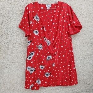 Vintage Beth Michaels women US Medium red white top floral polka dots wrap front